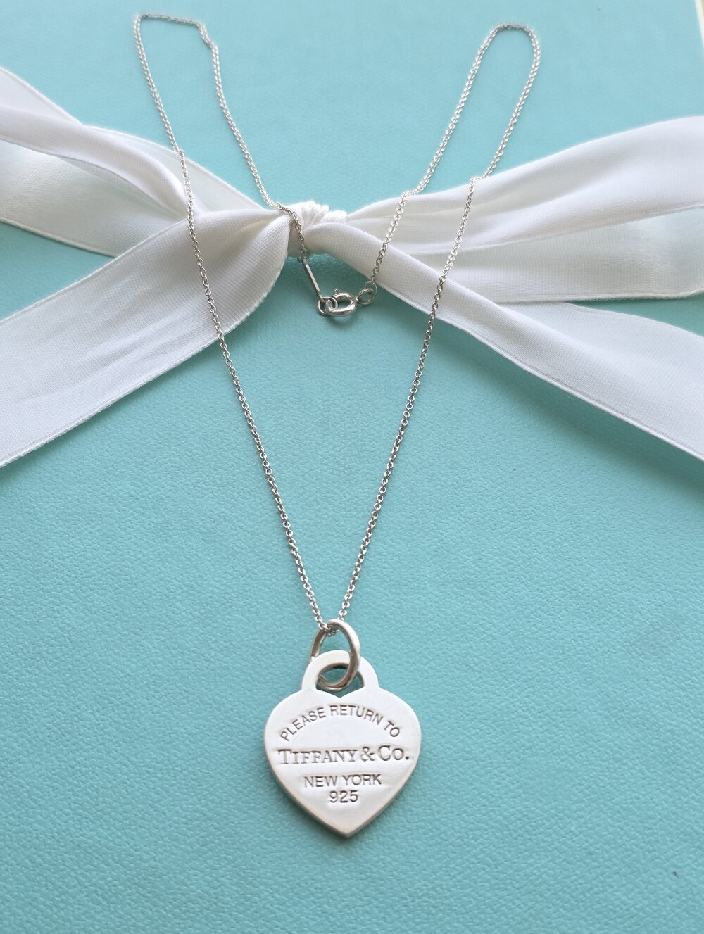 T&Co. Medium Heart Tag Pendant Necklace
